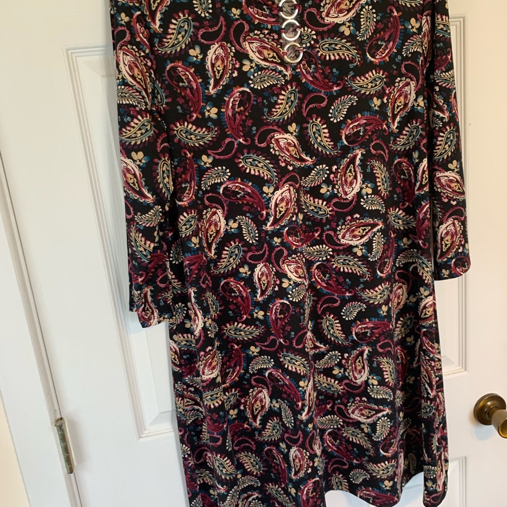 Elegant Paisley Print Dress